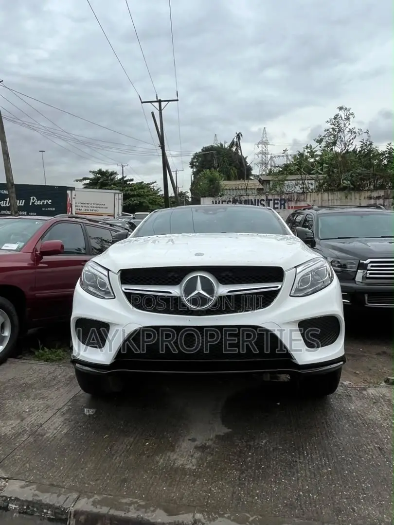 Mercedes-Benz GLE-Class 2017 White