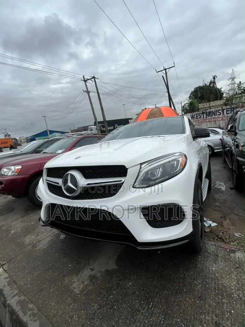 Mercedes-Benz GLE-Class 2017 White