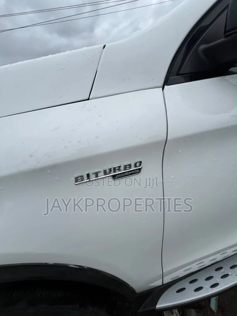 Mercedes-Benz GLE-Class 2017 White
