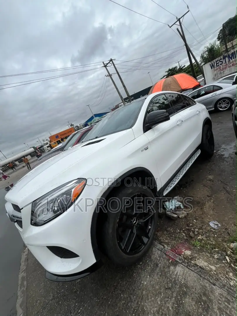 Mercedes-Benz GLE-Class 2017 White