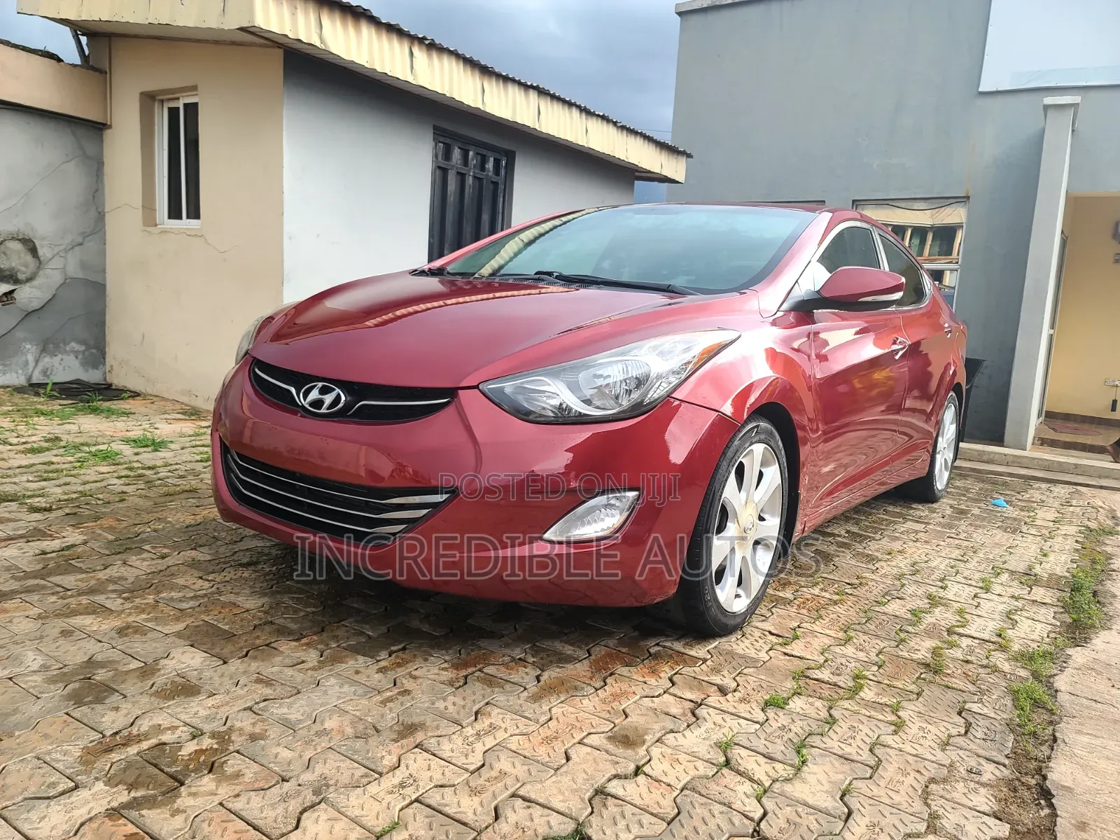 Hyundai Elantra Limited Sedan FWD (1.8L 4cyl 6A) 2013 Red