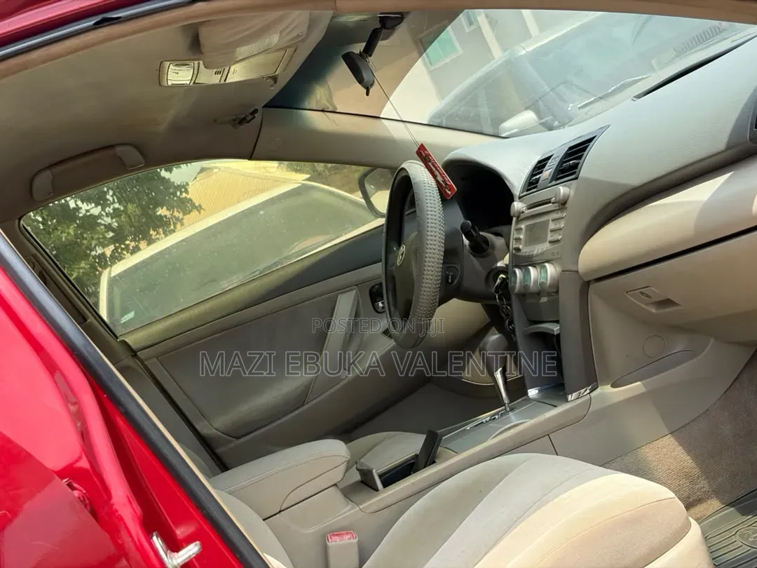 Toyota Camry 2010 Red