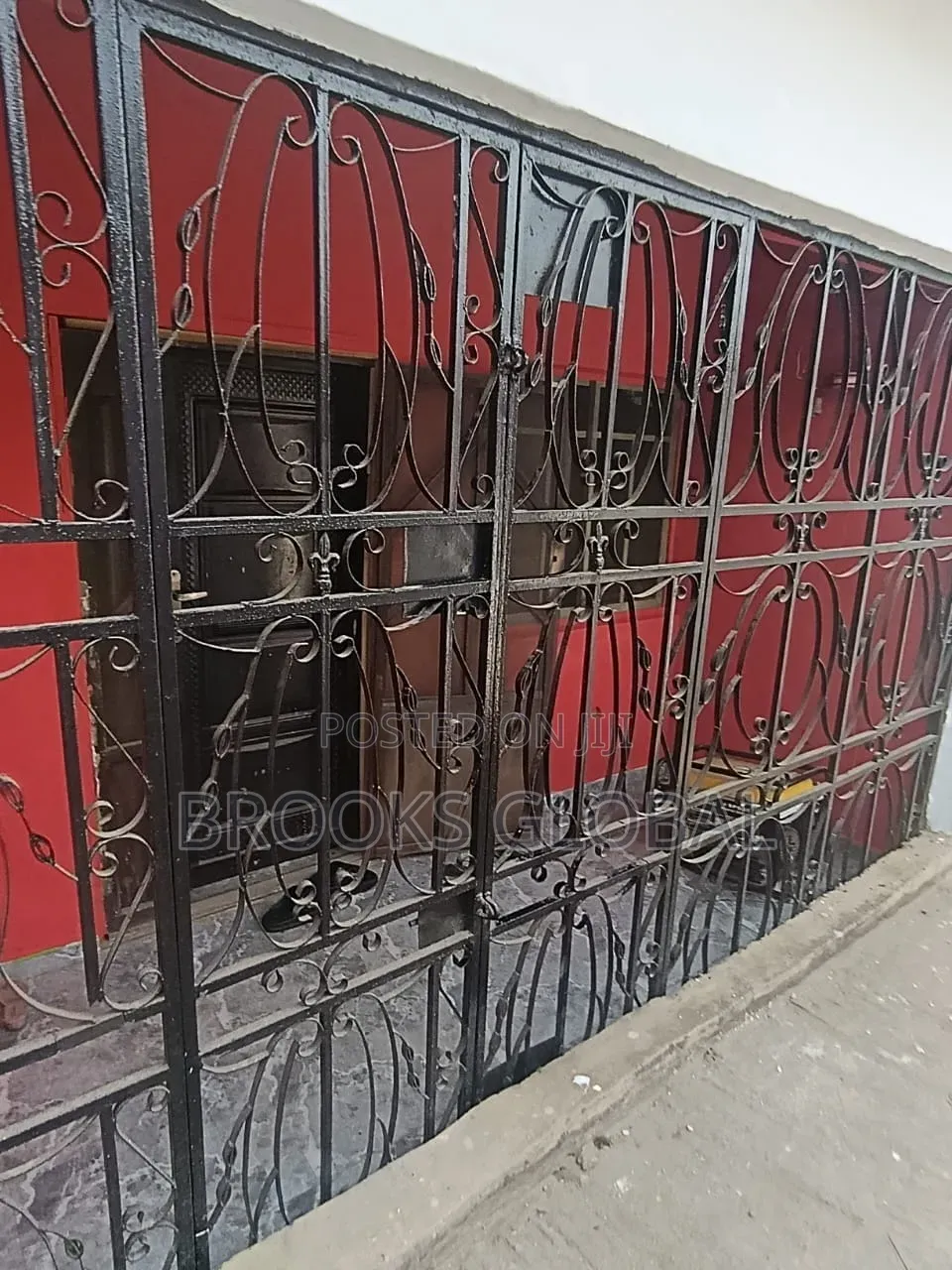 2bdrm Block of Flats in Abaranje for sale