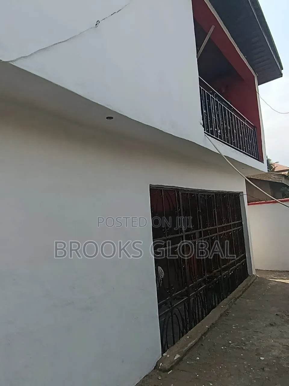 2bdrm Block of Flats in Abaranje for sale