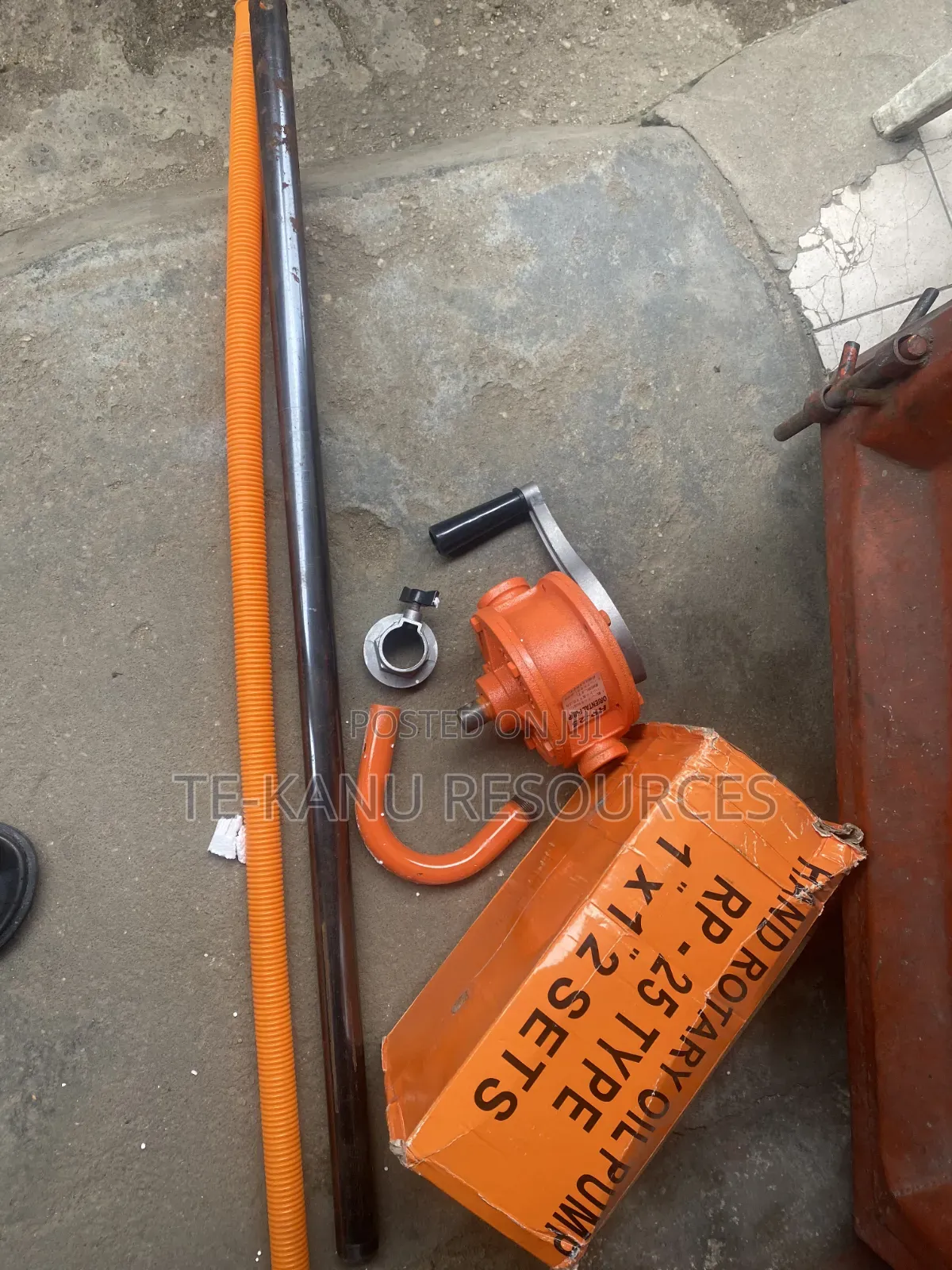 Manual Fluid Transfer Pump