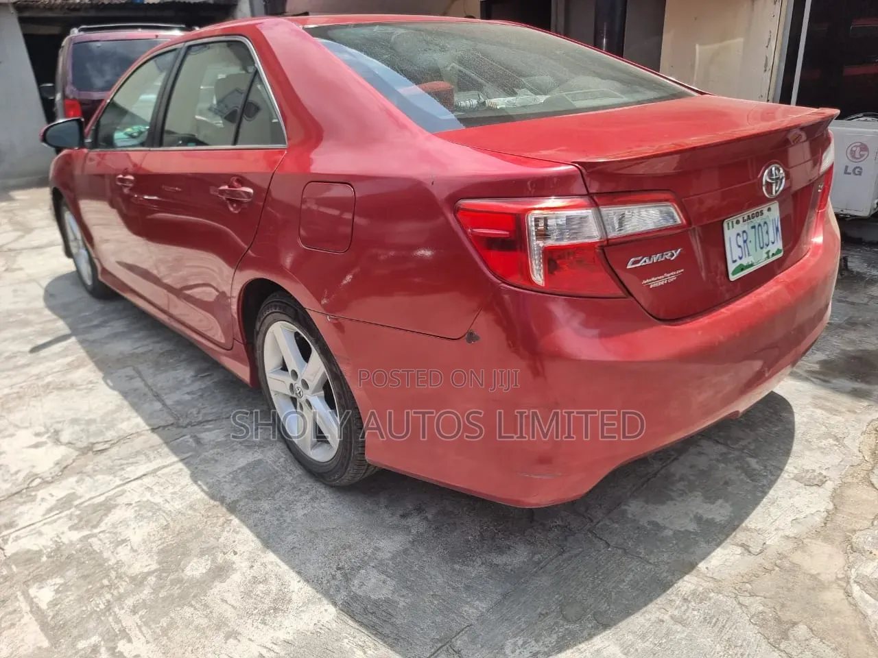 Toyota Camry SE 4dr Sedan (2.5L 4cyl 6A) 2014 Red