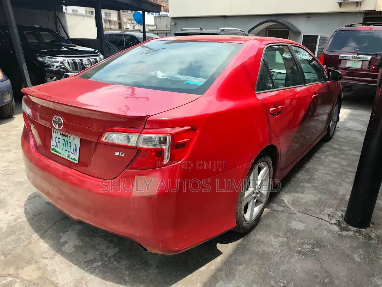 Toyota Camry SE 4dr Sedan (2.5L 4cyl 6A) 2014 Red