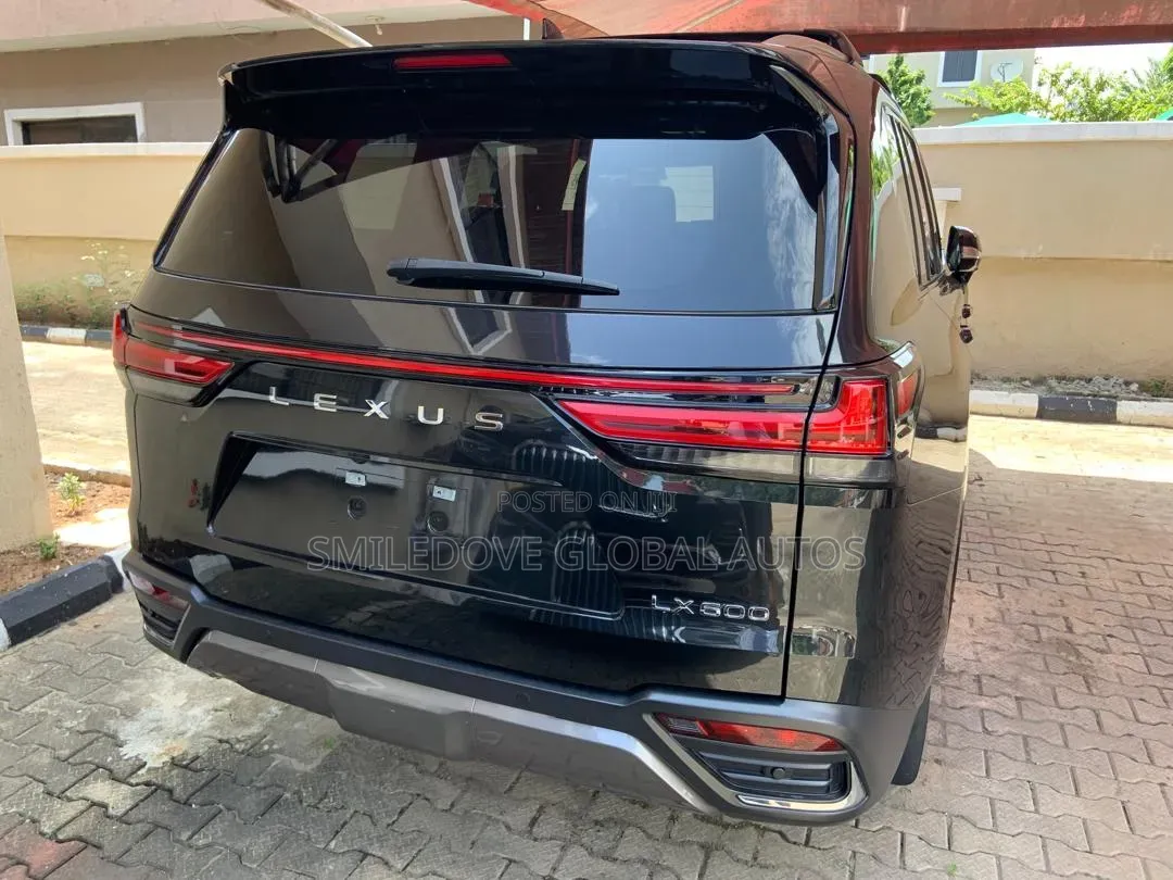 Lexus LX 600 2024 Black