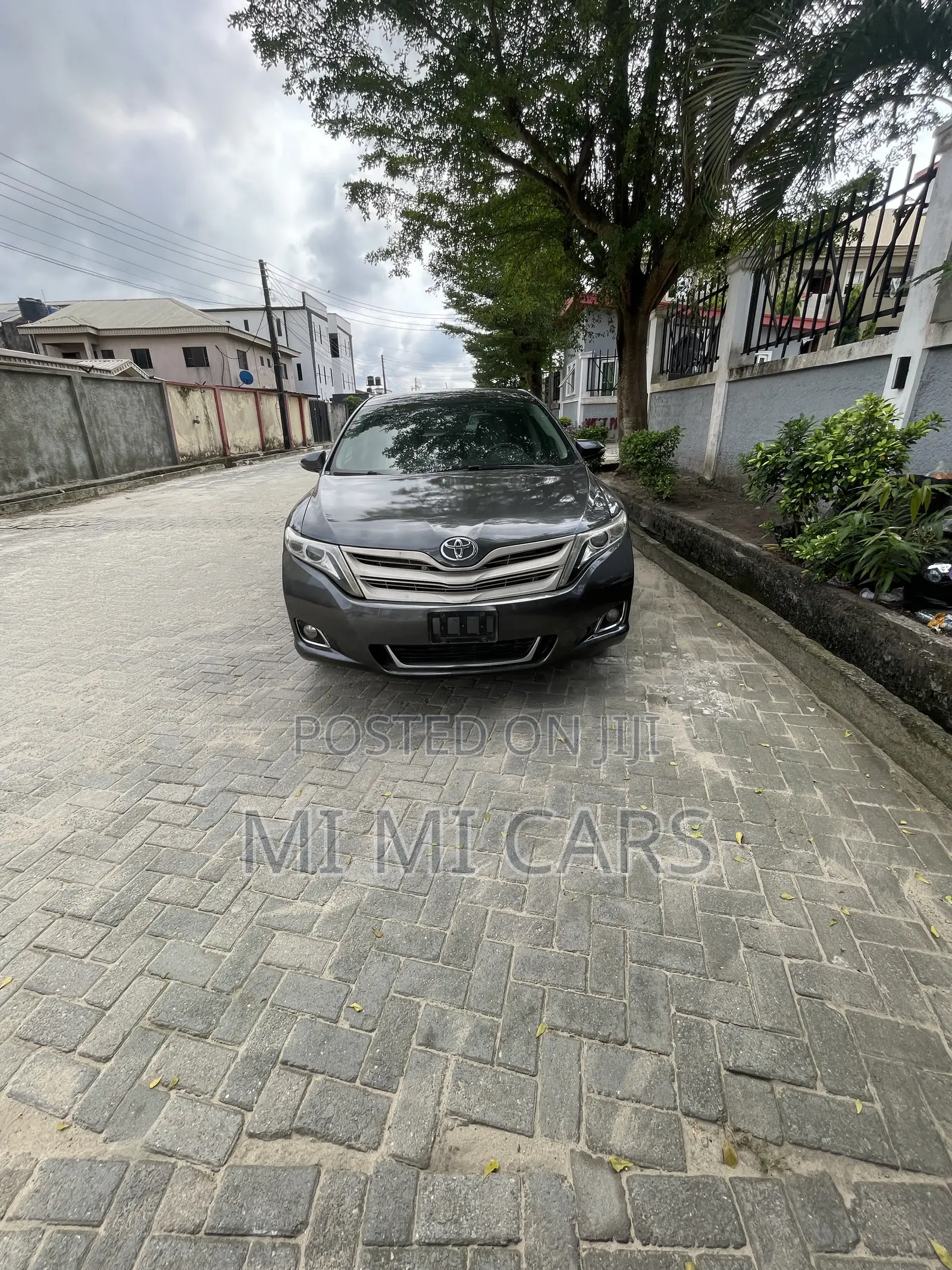 Toyota Venza V6 AWD 2011 Gray