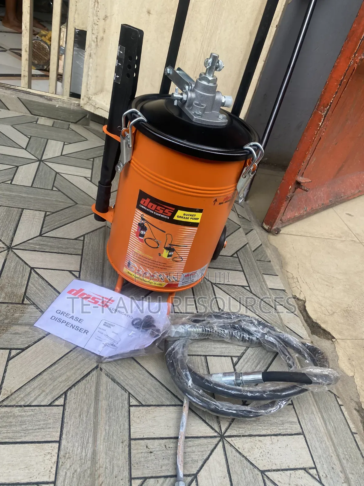 Dass BGP / 60-410 Bucket Grease Pump.