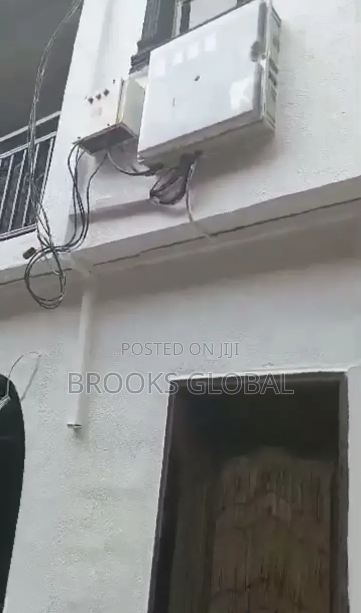 2bdrm Block of Flats in Isheri / Egbe Idimu for sale