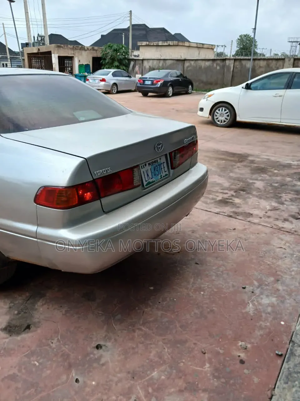 Toyota Camry CE 4dr Sedan (2.2L 4cyl 4A) 2000 Silver