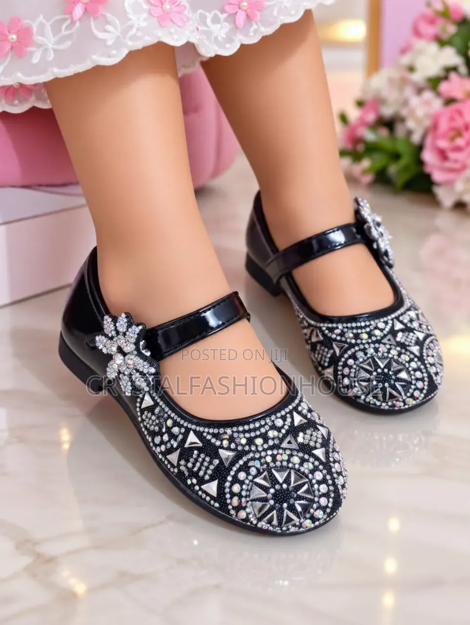 Cute Baby Girl Flat Shoe. Sizes 25 to 36