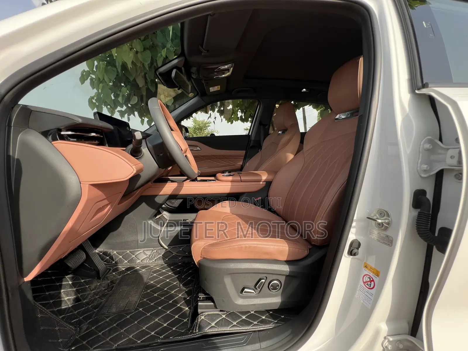 New Changan UNI-Z iDD Premium 2025 White