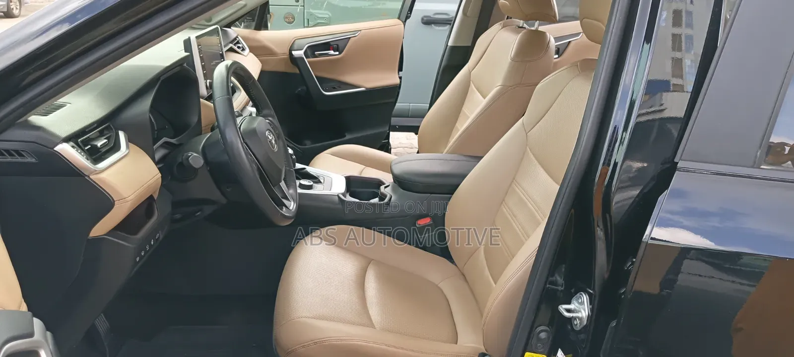 Toyota RAV4 Limited AWD 2020 Matt Black