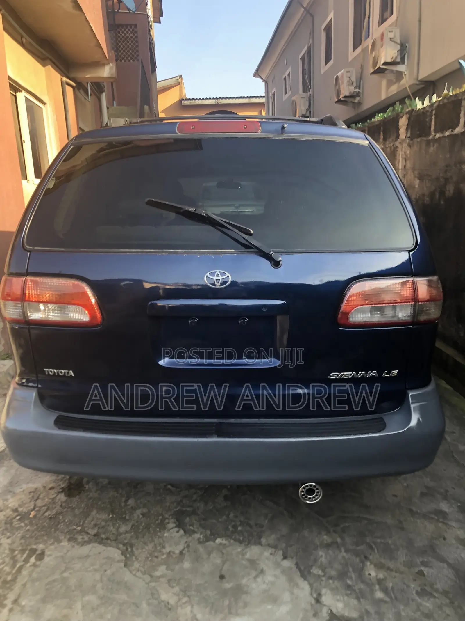 Toyota Sienna 2002 Blue