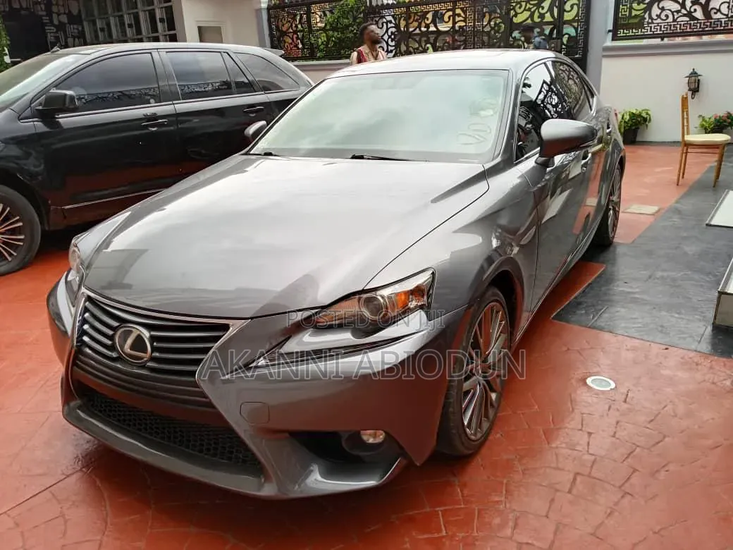 Lexus IS 300 AWD 2016 Gray