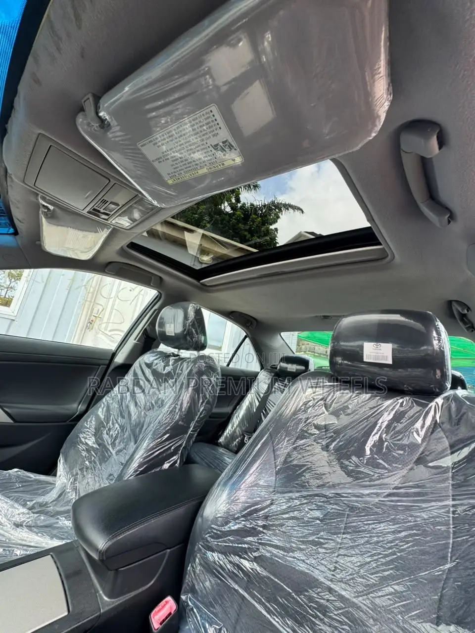 Toyota Camry SE 4dr Sedan (2.5L 4cyl 6AM) 2010 Gray