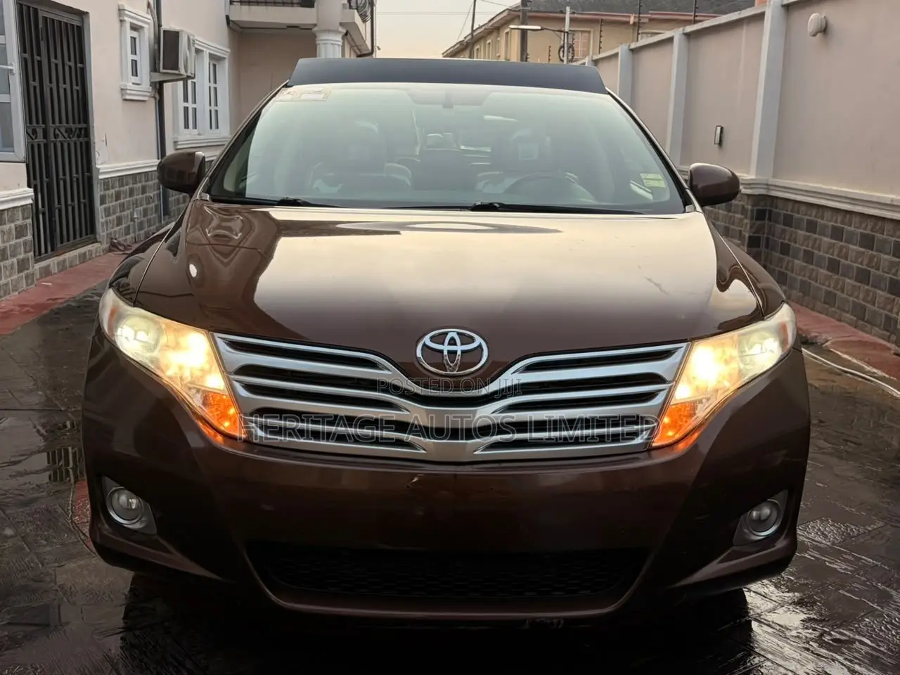 Toyota Venza 2010 Brown