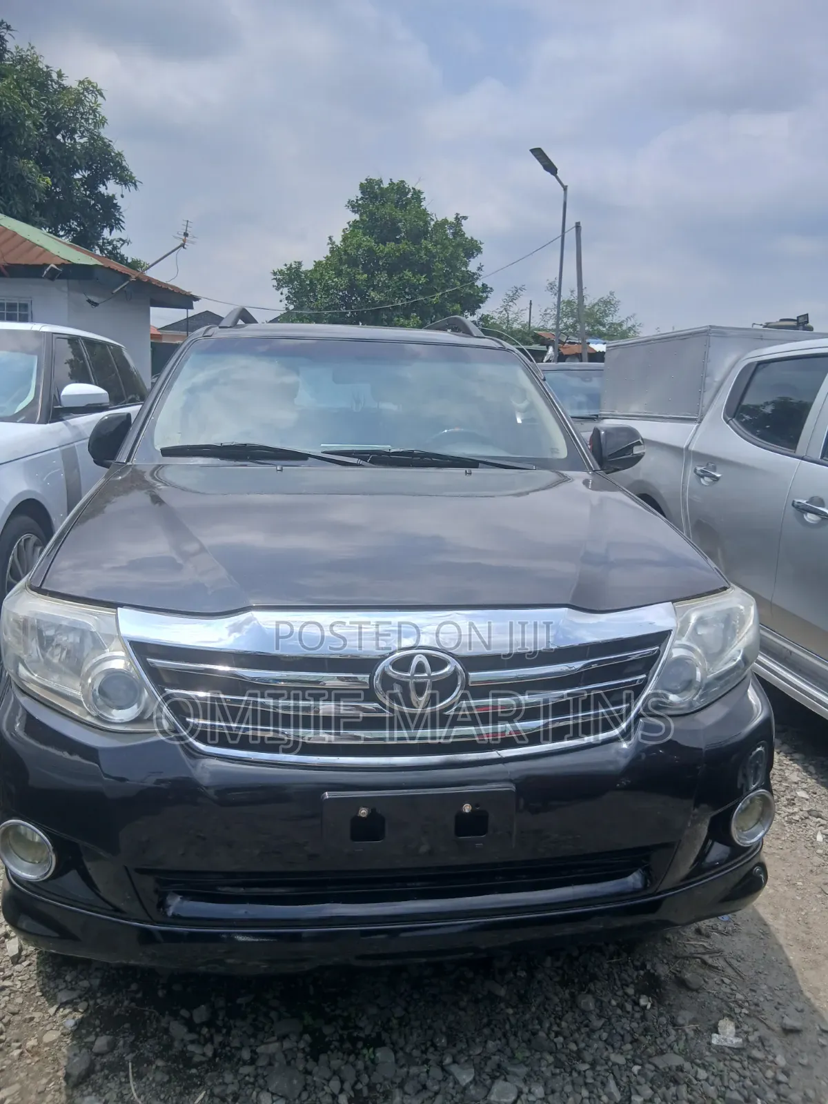 Toyota Fortuner 2013 Black