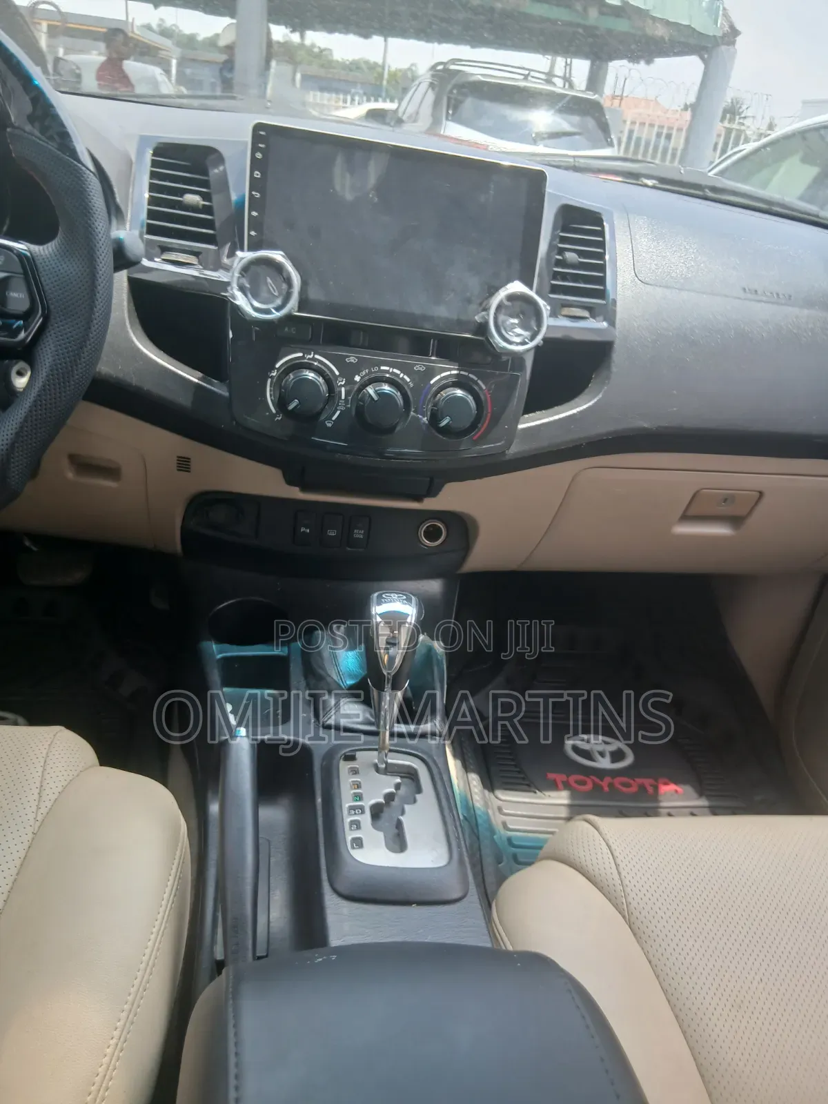 Toyota Fortuner 2013 Black