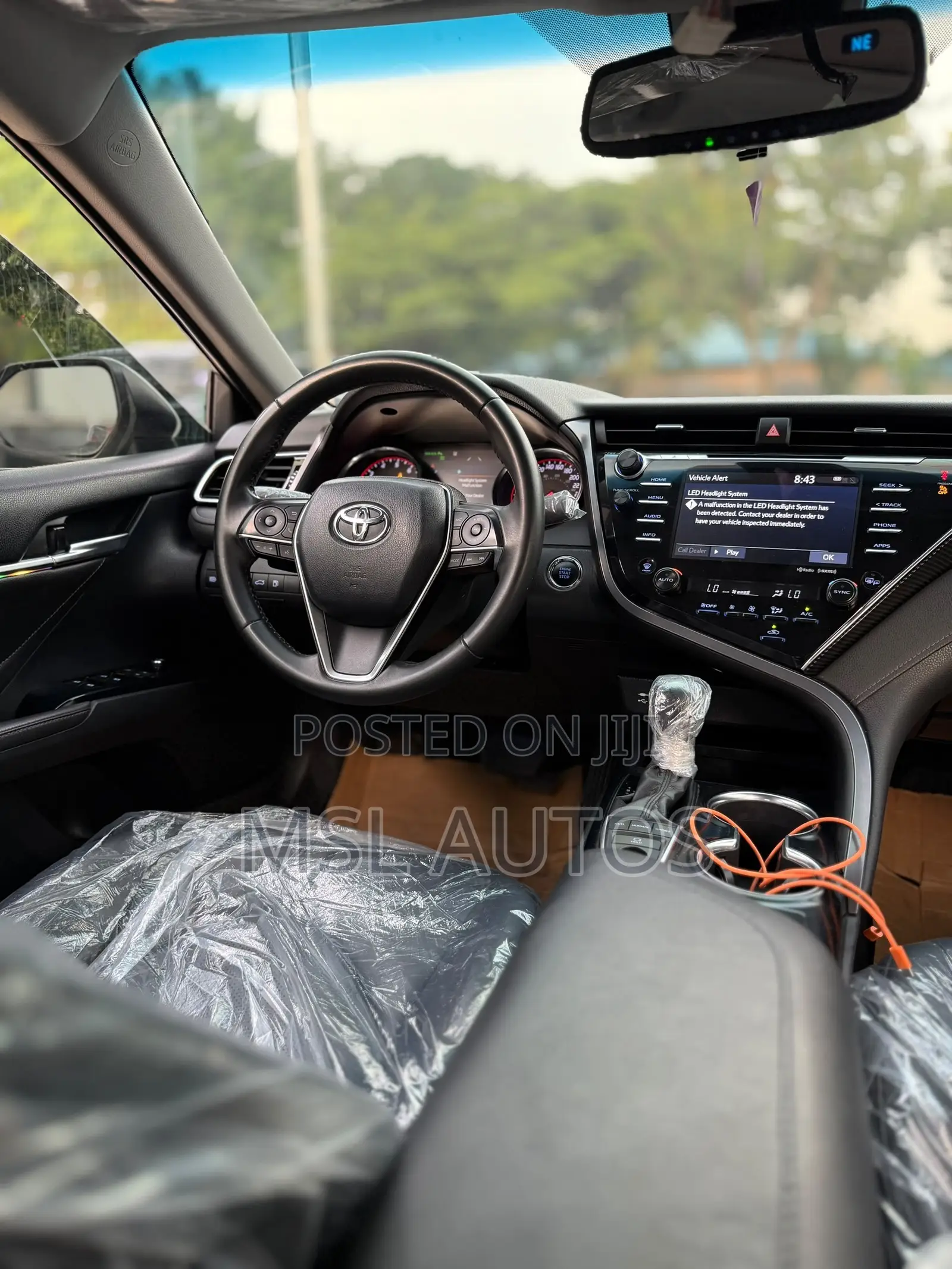 Toyota Camry XSE V6 FWD (3.5L 6cyl 8AM) 2018 White
