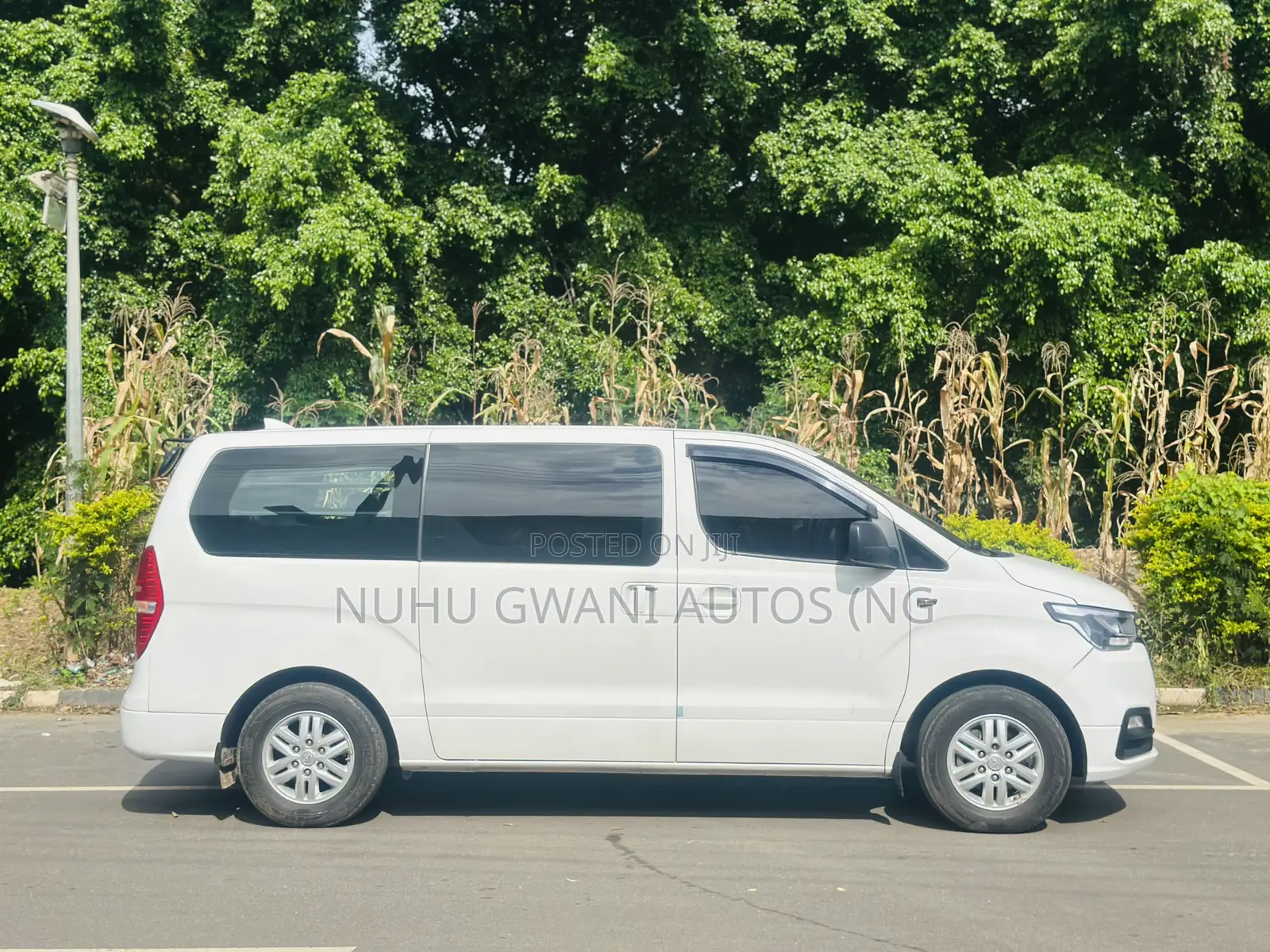 Hyundai H1 2021 White