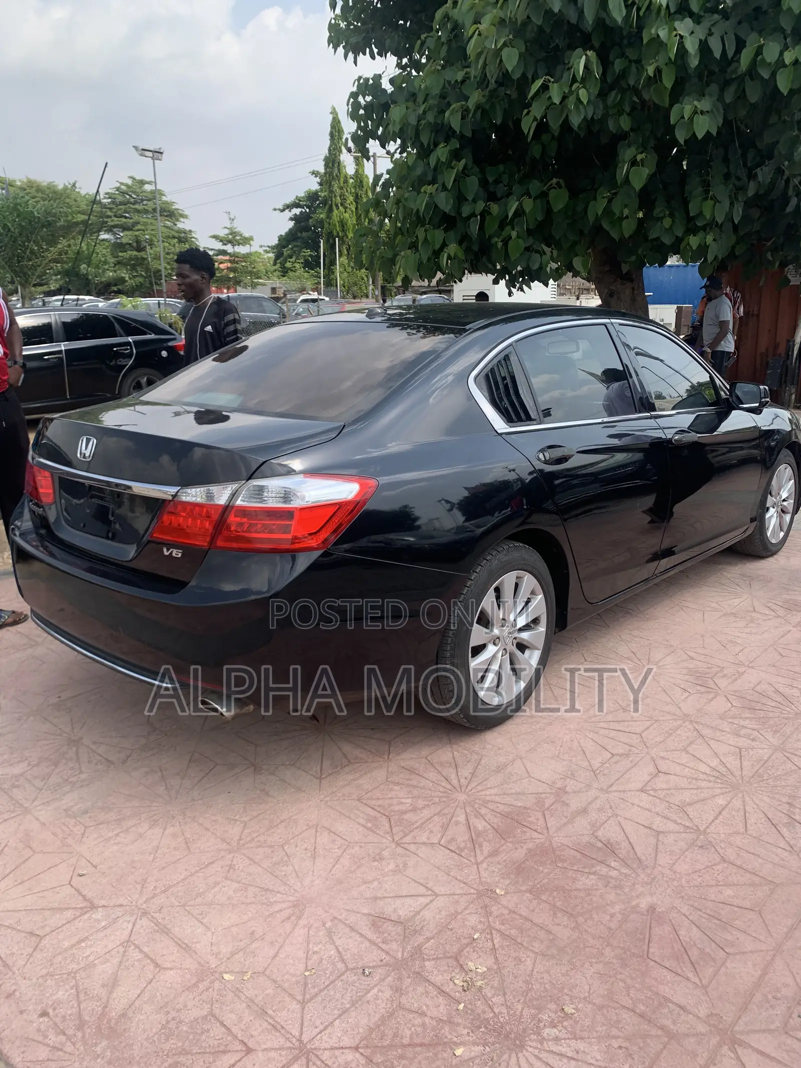 Honda Accord EX-L V-6 4dr Sedan FWD (3.5L 6cyl 6A) 2016 Black