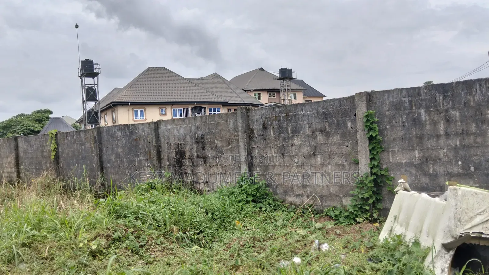 For Sale : 1005 Sqmtrs Opposite Ariaria Int'l Market, Aba , Abia State