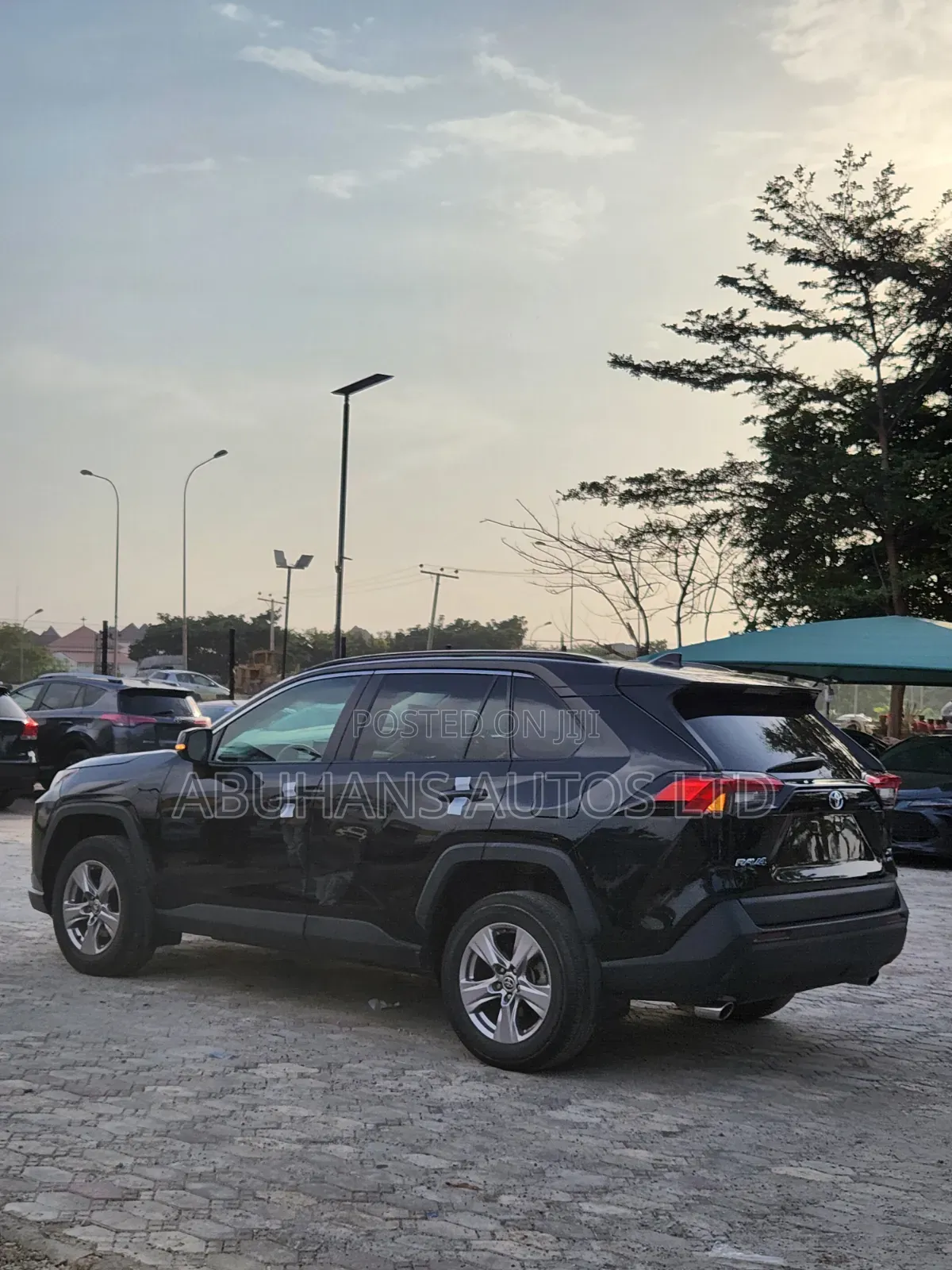 Toyota RAV4 2022 Black