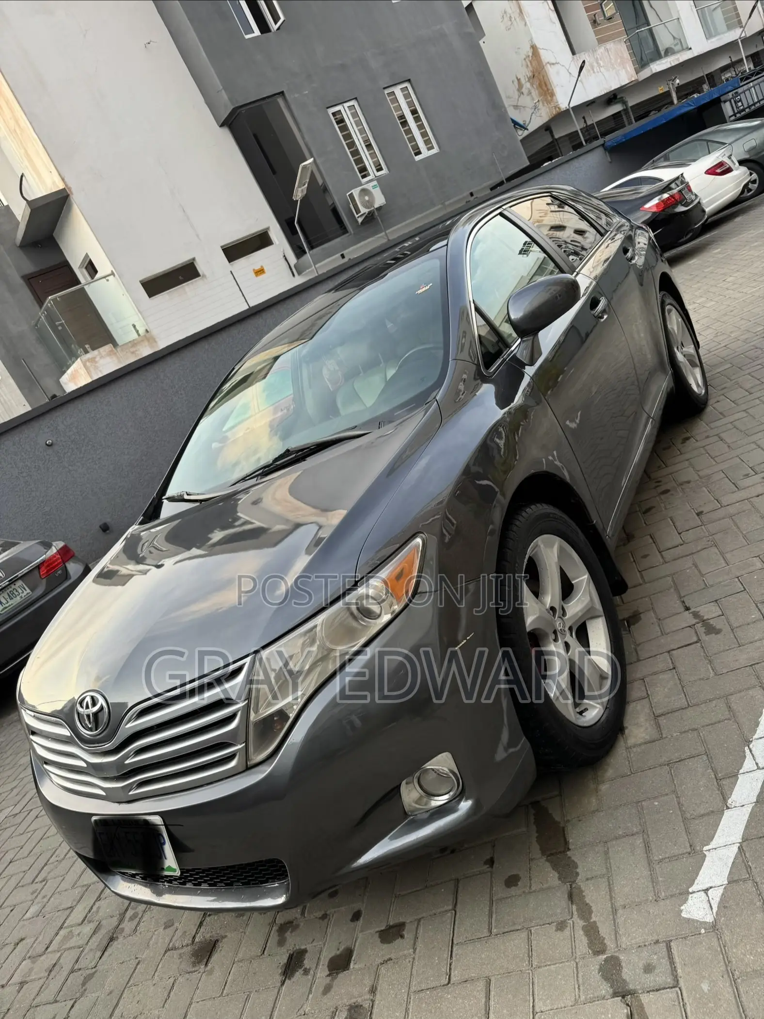 Toyota Venza V6 AWD 2010 Gray