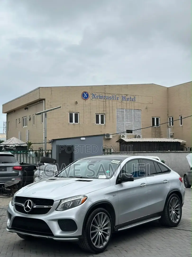 Mercedes-Benz GLE-Class AMG GLE 43 4MATIC 2017 Silver