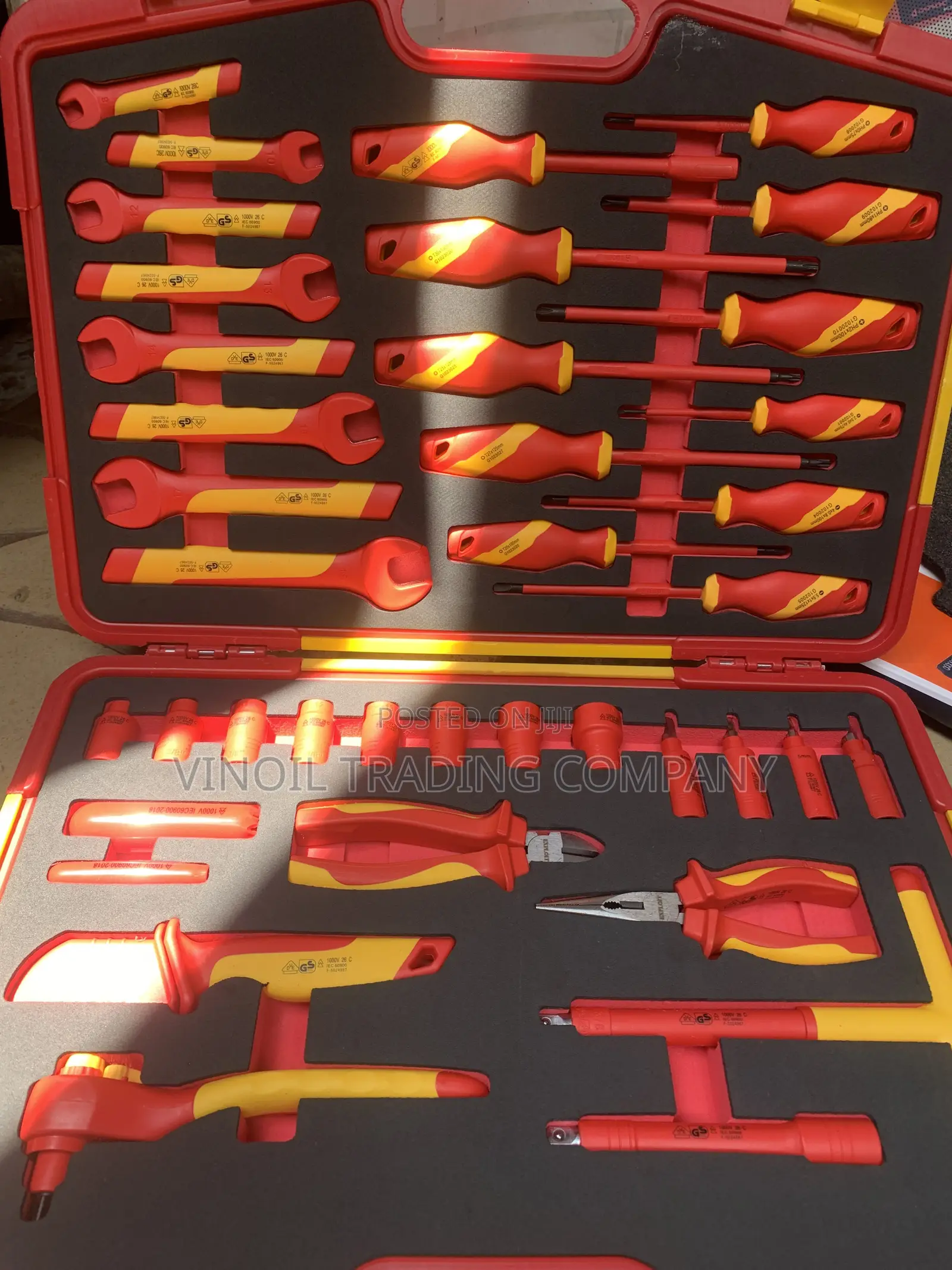 VDE Insulated Tool Set - 1000V - 32PCS - For Live Electric Work -NEPA