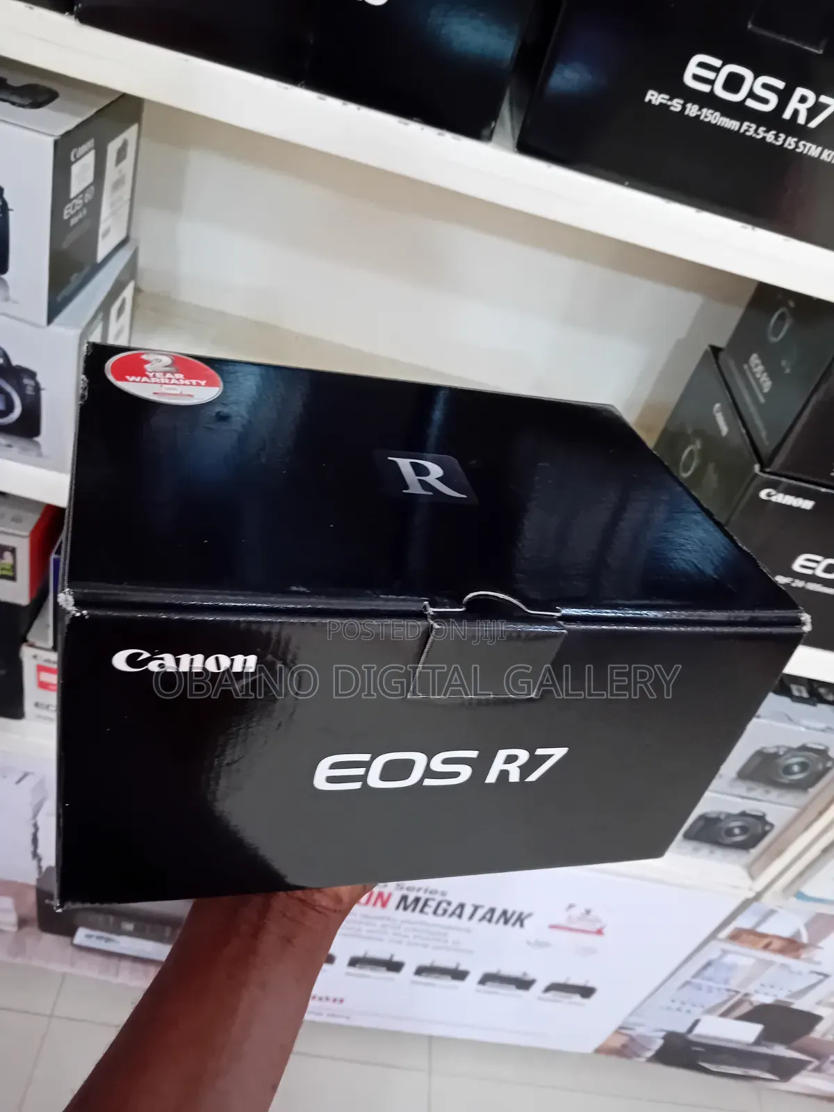Canon Eos R7