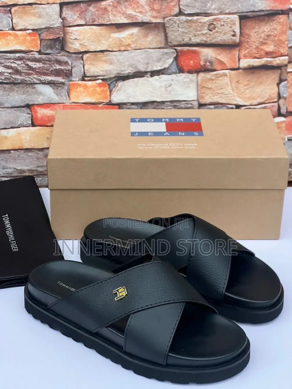 Top Quality Tommy Slippers for Men