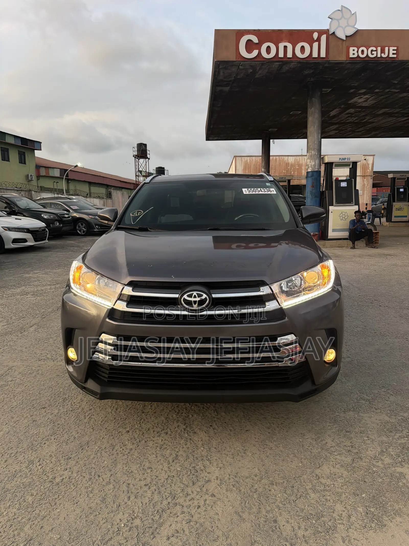 Toyota Highlander XLE V6 4x4 (3.5L 6cyl 6A) 2016 Gray