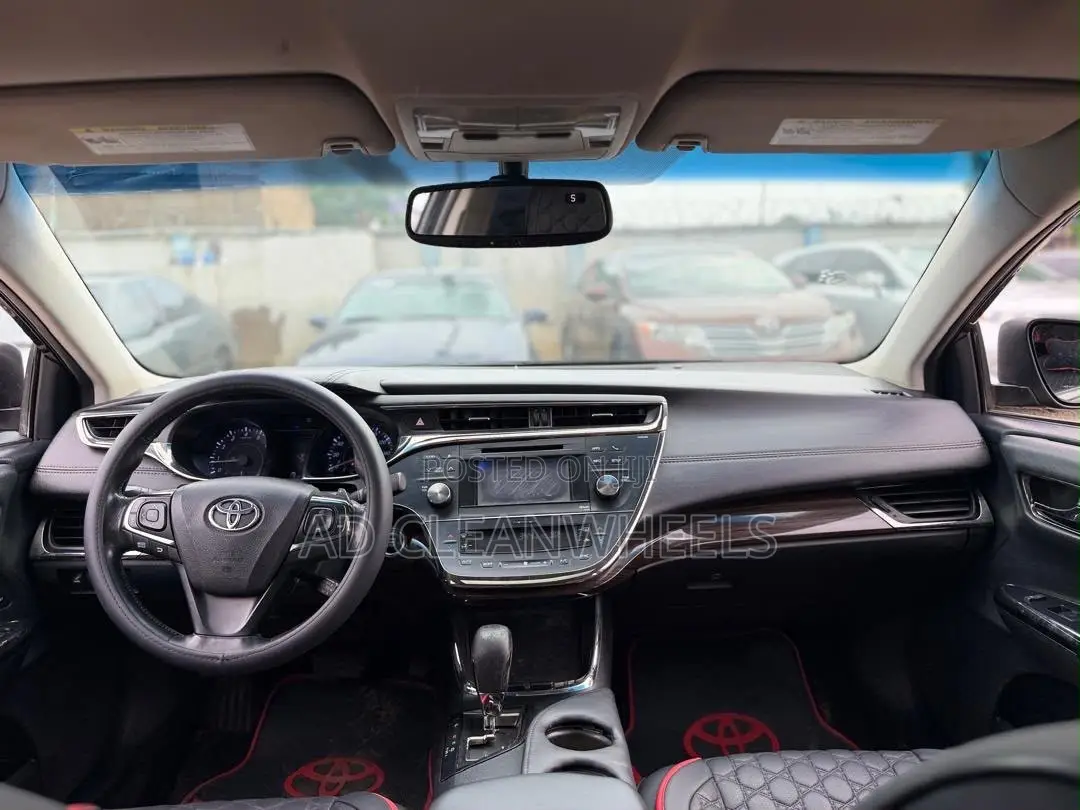 Toyota Avalon Limited Sedan FWD (3.5L 6cyl 6A) 2013 Black
