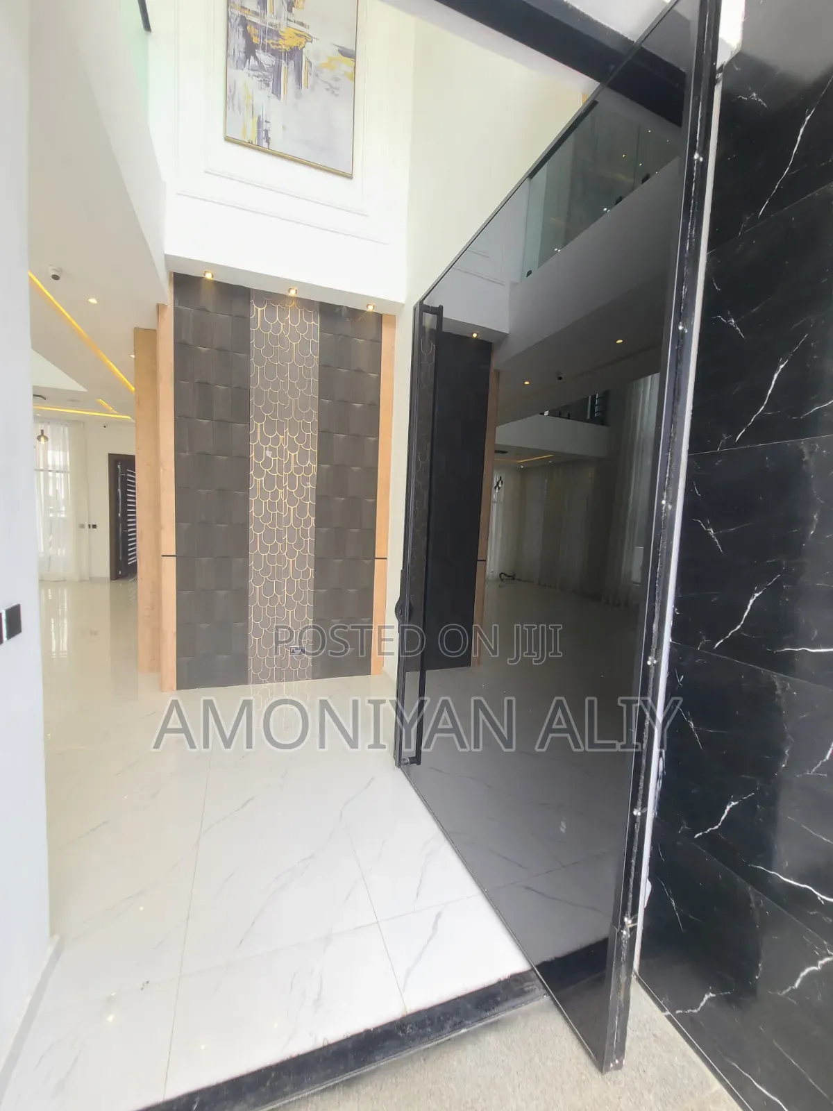 5bdrm Mansion in Megamond Estate, Ikota for sale