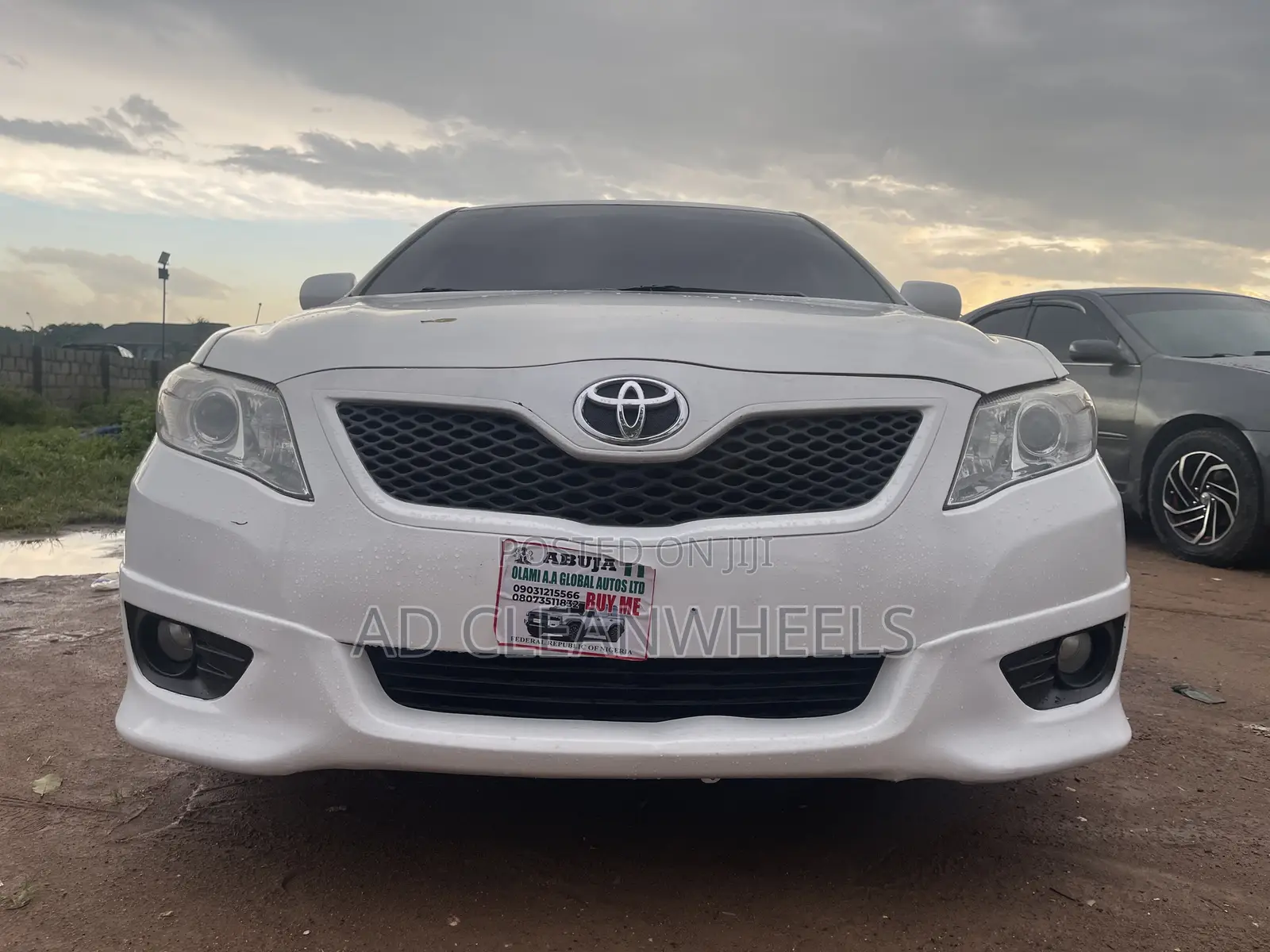 Toyota Camry SE 4dr Sedan (2.5L 4cyl 6AM) 2010 White