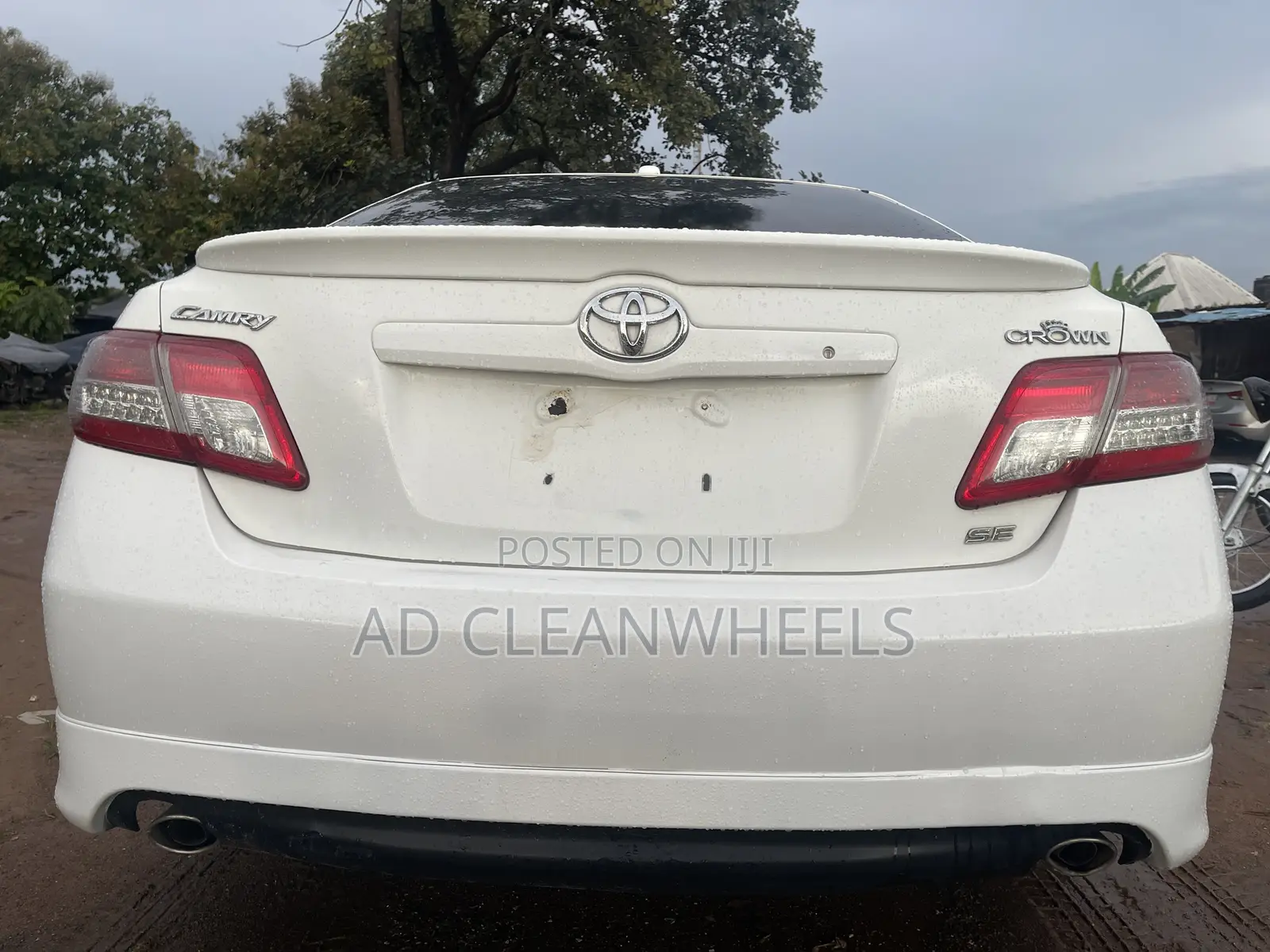 Toyota Camry SE 4dr Sedan (2.5L 4cyl 6AM) 2010 White