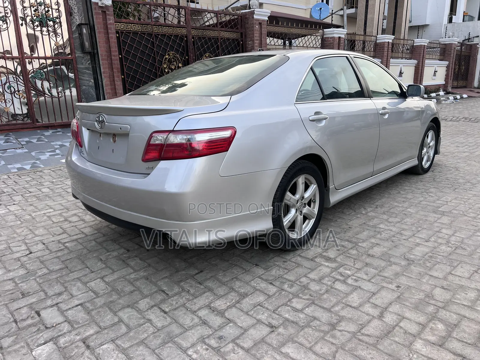 Toyota Camry SE V6 4dr Sedan (3.5L 6cyl 6AM) 2008 Silver