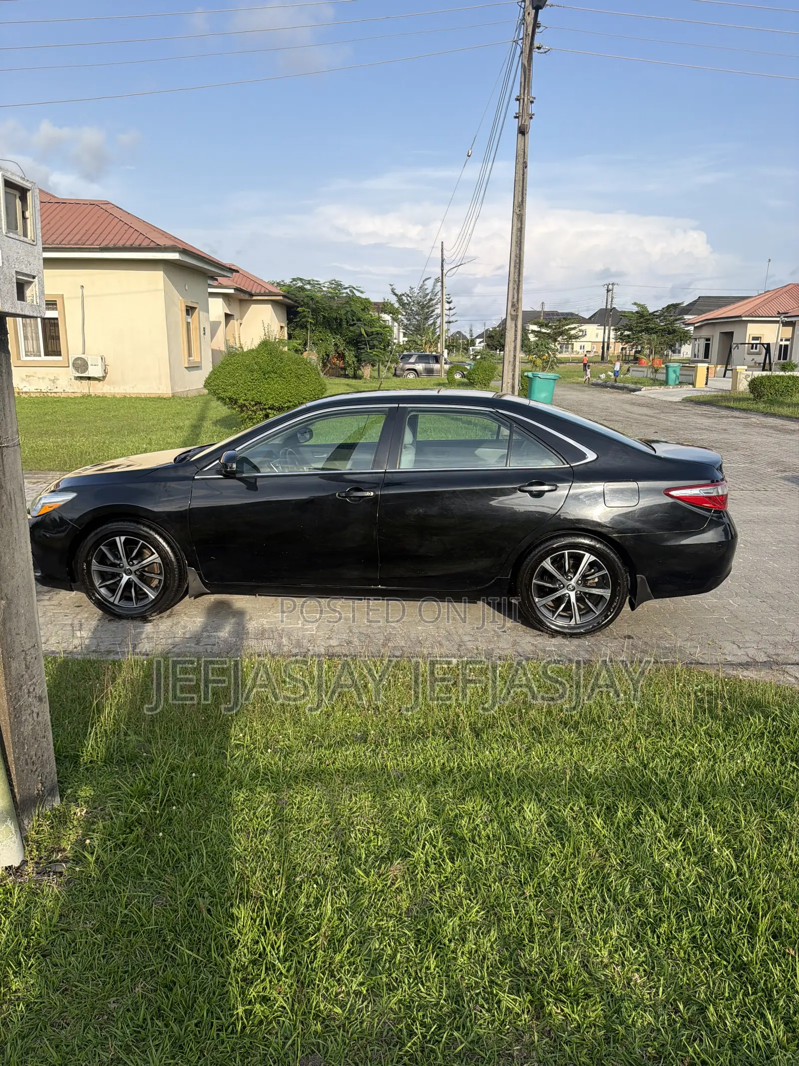 Toyota Camry LE 4dr Sedan (2.5L 4cyl 6A) 2015 Black