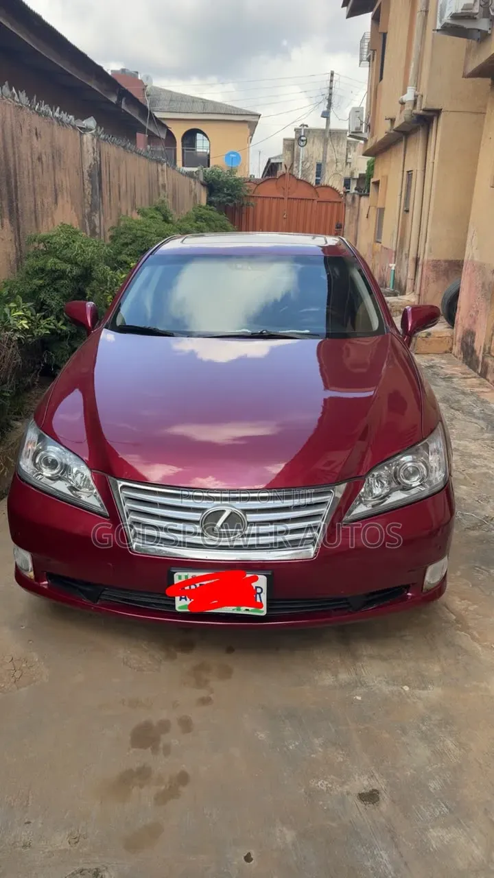 Lexus ES 350 2010 Red