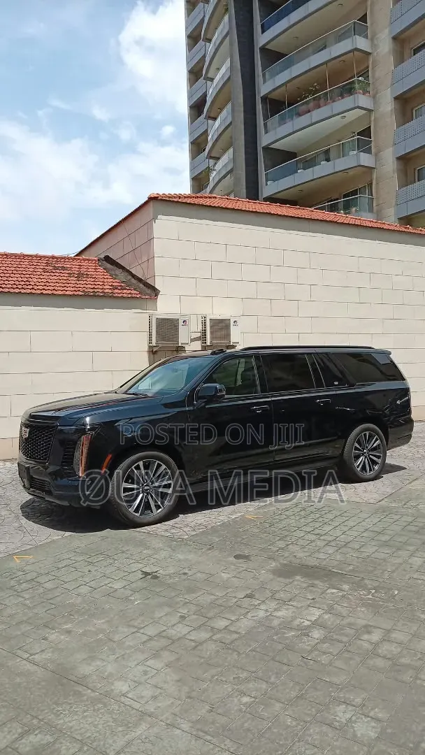 Cadillac Escalade Platinum Sport 4WD 2026 Black