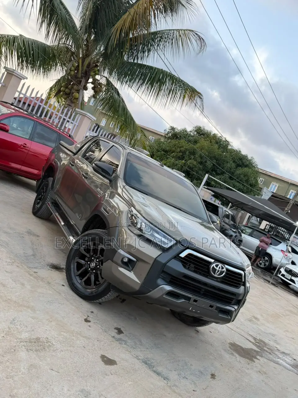 Toyota Hilux 2021 Green