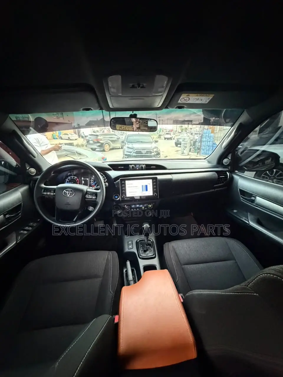 Toyota Hilux 2021 Green