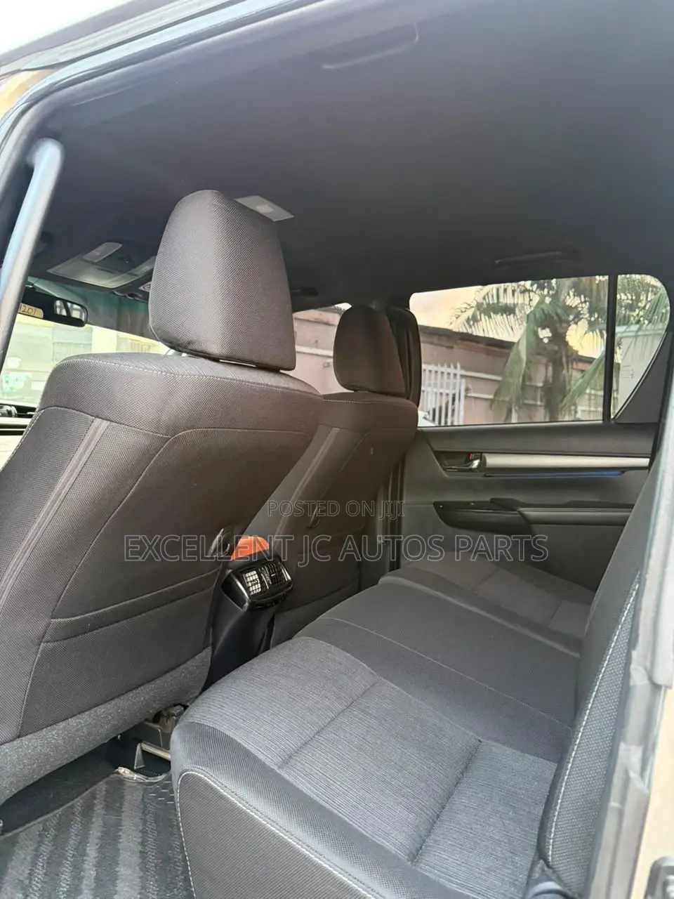 Toyota Hilux 2021 Green