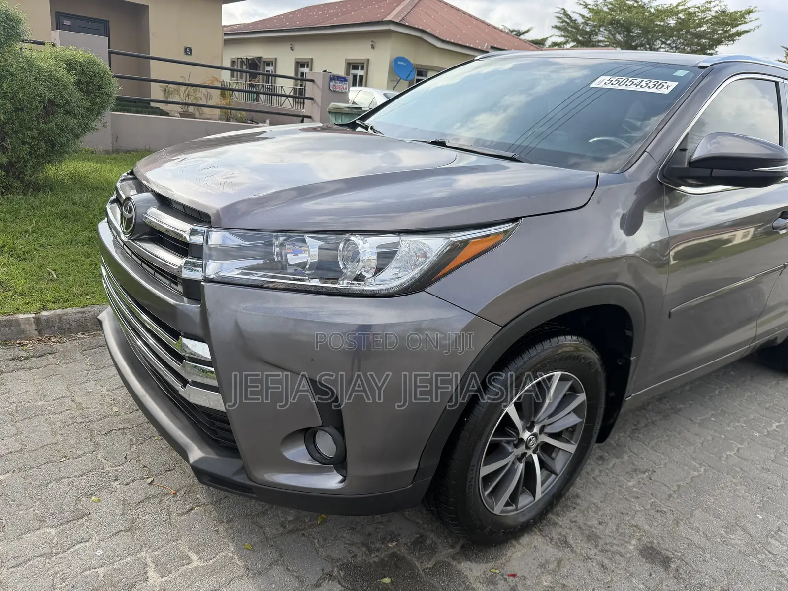Toyota Highlander XLE V6 4x4 (3.5L 6cyl 6A) 2016 Gray