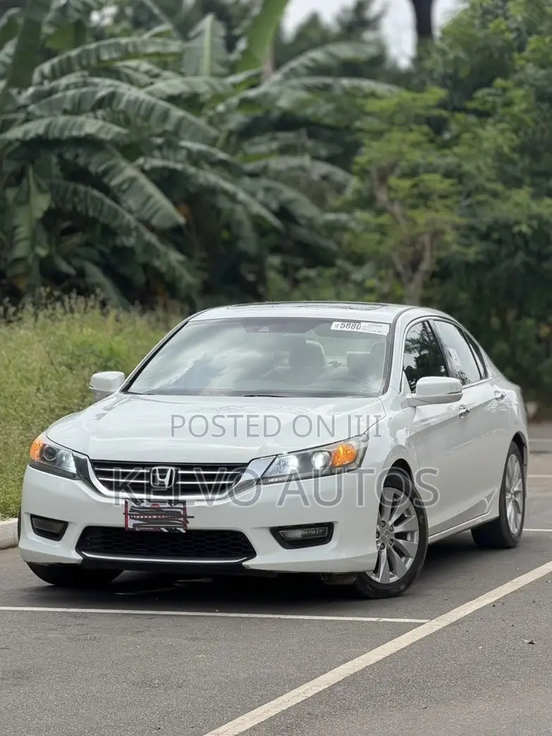 Honda Accord 2016 White