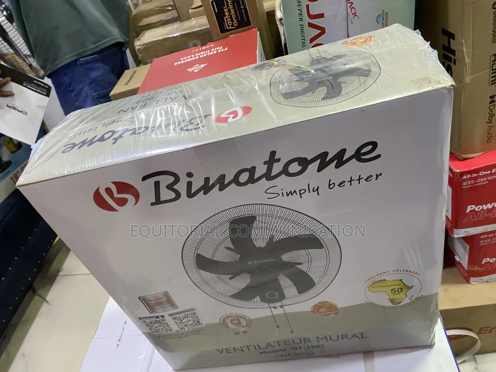 Binatone WF-1802 Adjustable-Speed Wall Cooling Fan